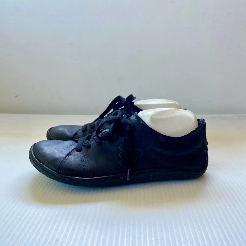 Vivo Barefoot Addis Wild Hide Black Leather Sneakers EU 40 US Mens 7 Womens 9